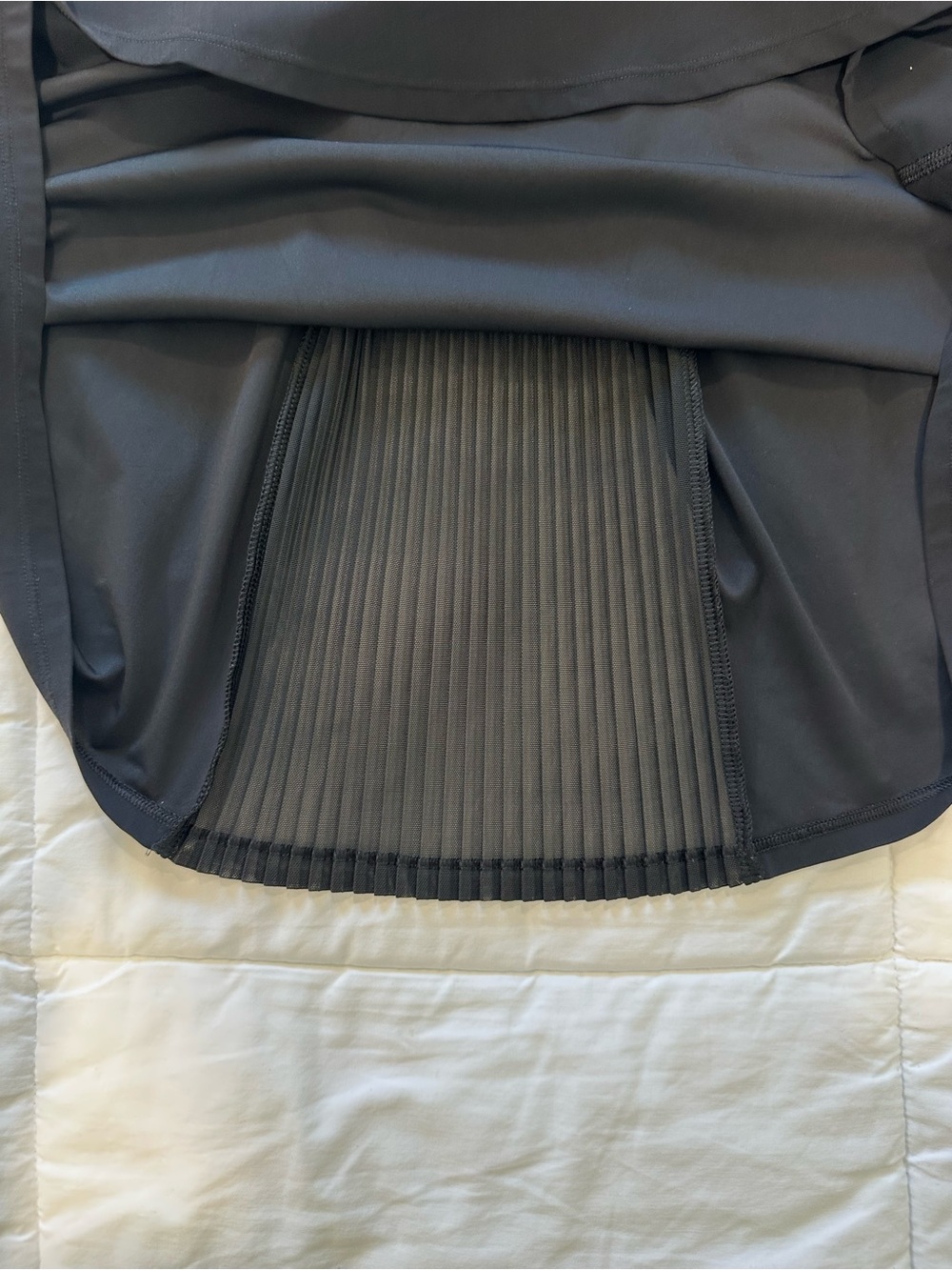 lululemon women’s Making Moves Pleated Back Crewneck Long Sleeve Top
Sz 6 Black - Picture 15 of 15